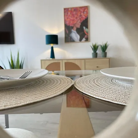 W&d Living-tete De Fleur-balkon Ueber Schlossarkaden