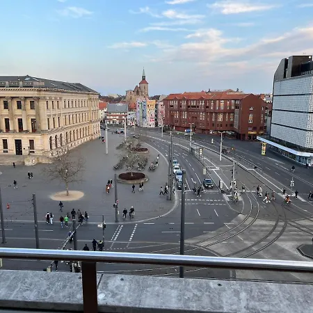 W&d Living-tete De Fleur-balkon Ueber Schlossarkaden *